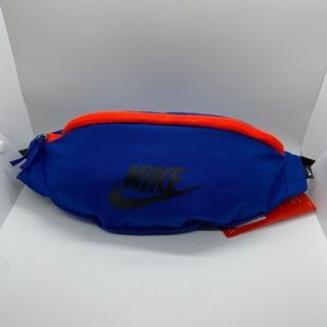 Nike fanny pack BA5750-438